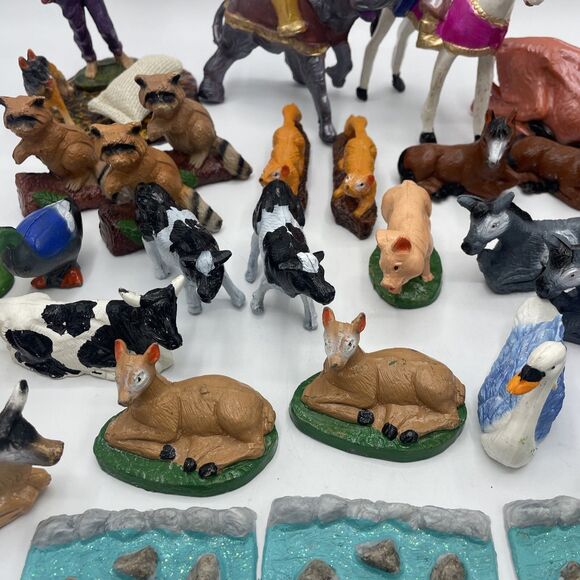 Vintage Celluloid Animals, People & River Pieces Large Lot Of 40 Some Duplicates - Picture 8 of 16